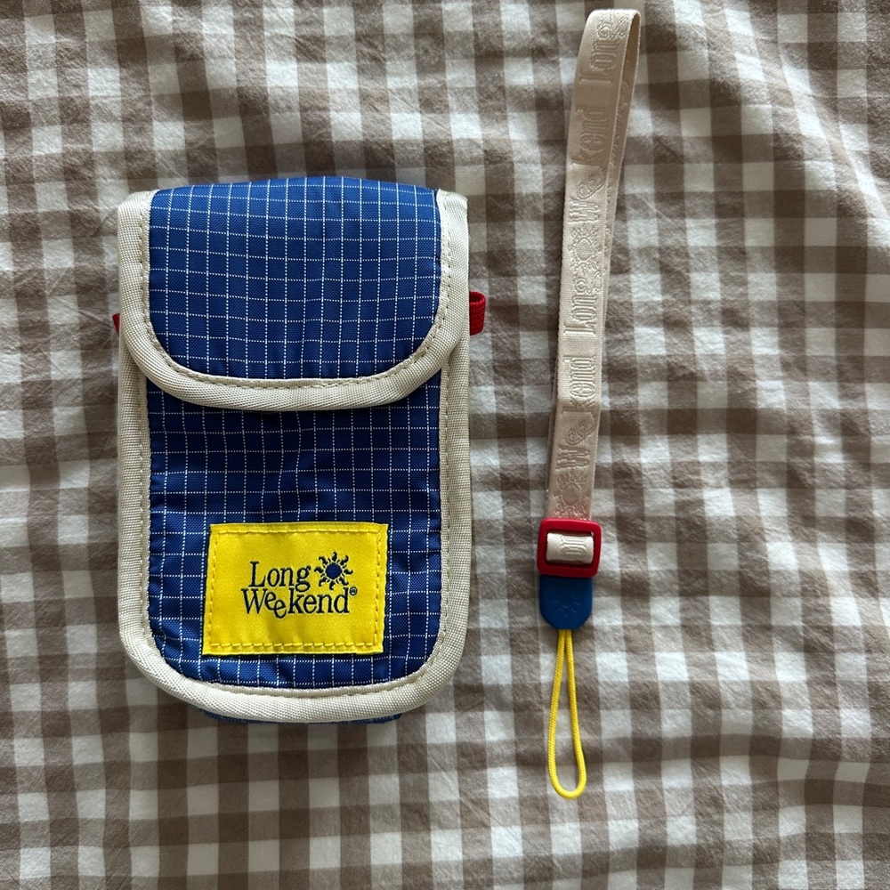 Long Weekend camera pouch with  Long Weekend Strap - brand new no tags